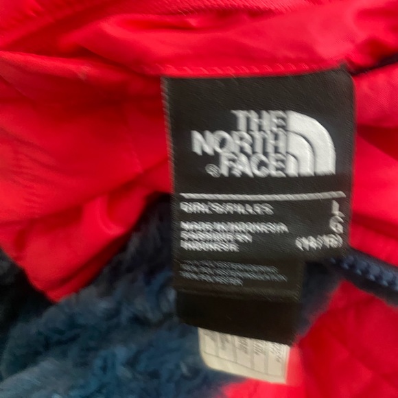 The North Face Girls' Mossbud Reversible Jacket - Picture 5 of 6